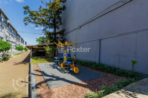 Image 34 - 910352