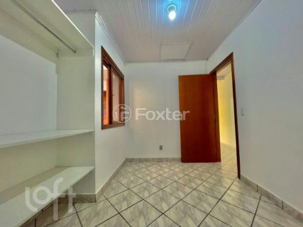 Image 4 - 910985