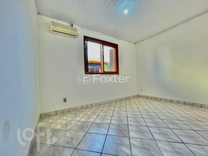 Image 7 - 910985