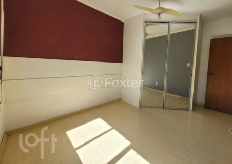 Image 7 - 911034