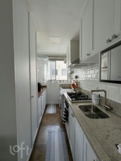 Image 35 - 911567