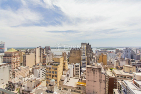 Image 31 - 912077