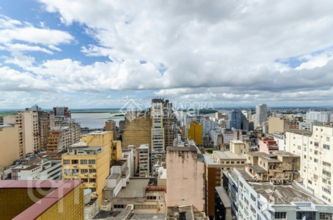 Image 33 - 912077