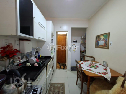 Image 7 - 912486