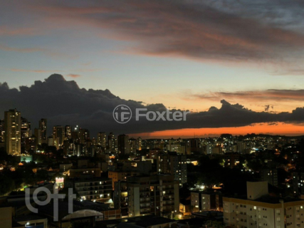Image 31 - 913516