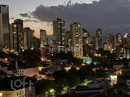 Image 34 - 913516