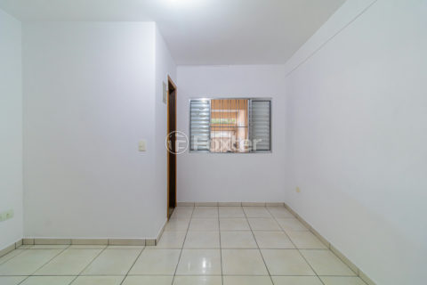 Image 9 - 913652