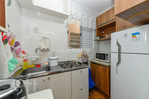 Image 4 - 913698