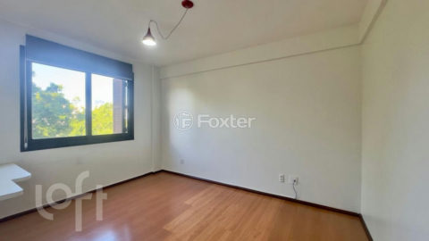 Image 10 - 913916