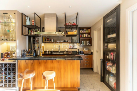 Image 3 - 914418