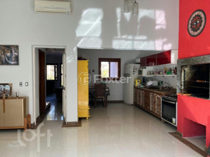 Image 4 - 915013