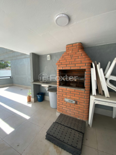 Image 22 - 915044