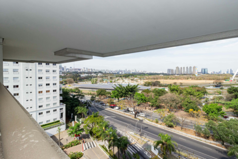 Image 3 - 915179