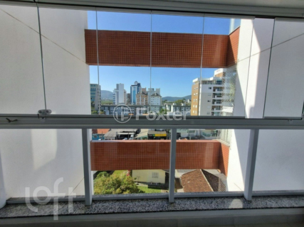 Image 25 - 915182