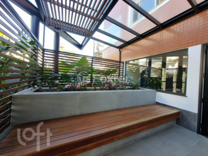 Image 34 - 915182