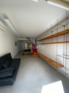 Image 4 - 915202
