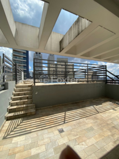 Image 37 - 915202