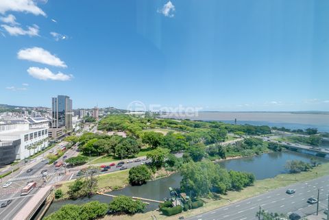 Image 11 - 915277