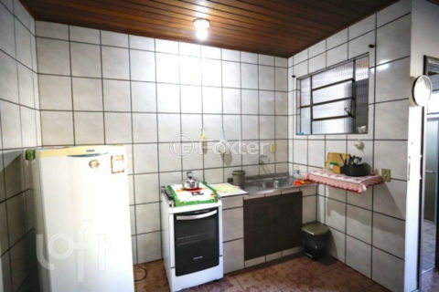 Image 20 - 915286