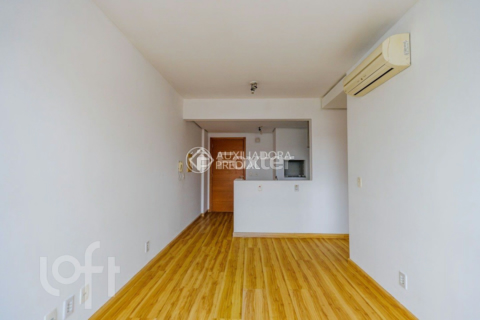 Image 8 - 915288