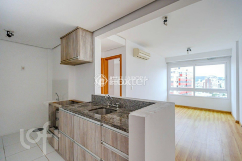 Image 4 - 915288