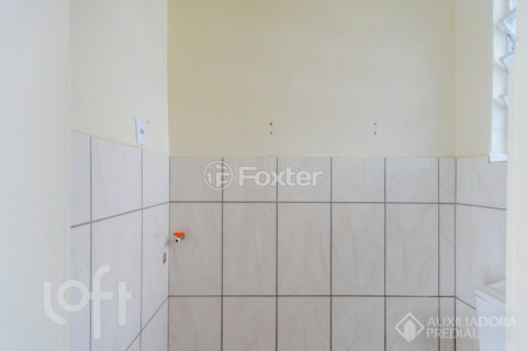 Image 17 - 915309