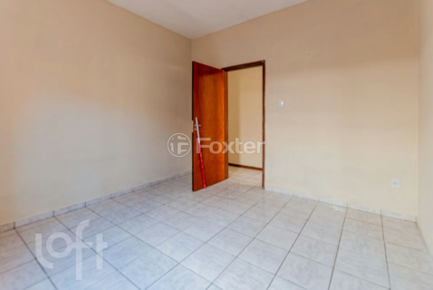 Image 36 - 915330