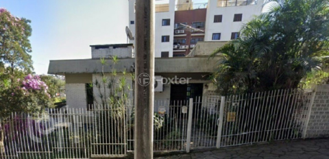 Image 9 - 915338