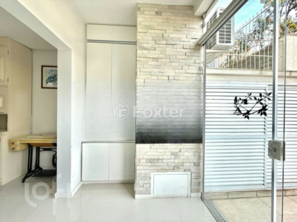 Image 4 - 915377