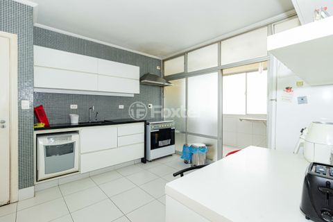 Image 31 - 915381