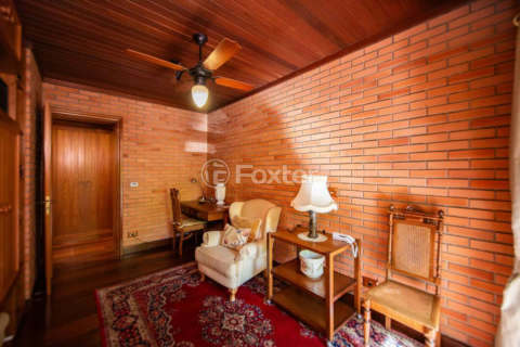 Image 7 - 915385