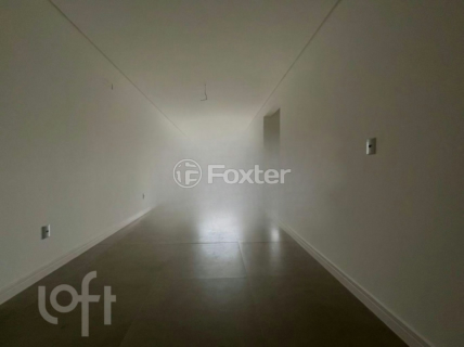 Image 3 - 915451