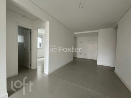 Image 6 - 915451