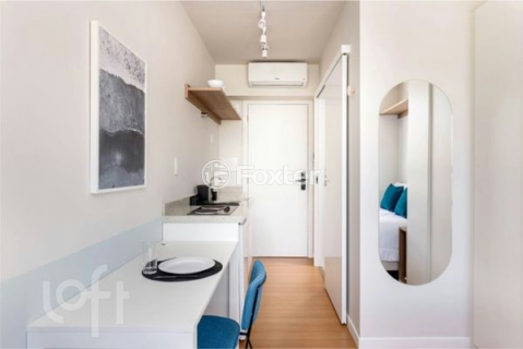 Image 4 - 915507
