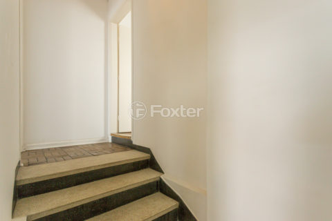 Image 14 - 915553