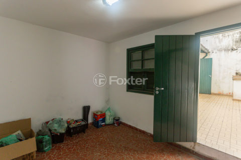 Image 33 - 915553