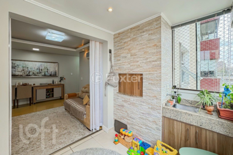 Image 3 - 915592