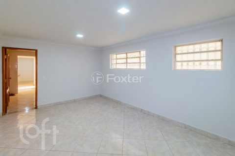 Image 4 - 915612