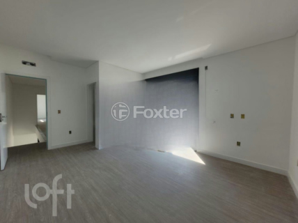 Image 7 - 915668
