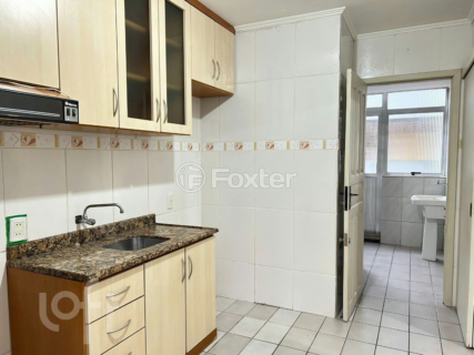 Image 4 - 915798