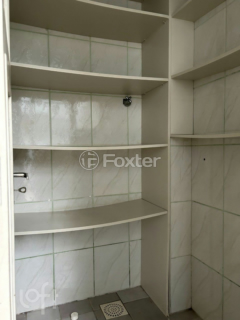 Image 7 - 915798