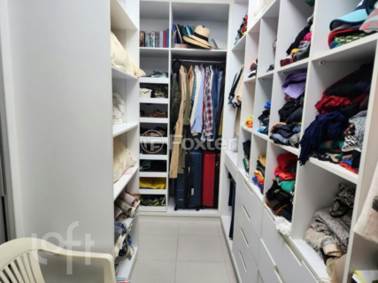 Image 10 - 915813