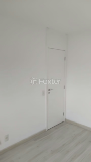 Image 17 - 915817