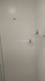 Image 10 - 915817