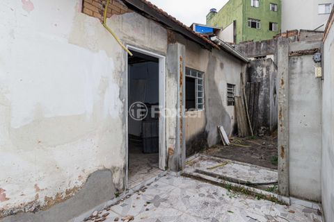Image 31 - 915820