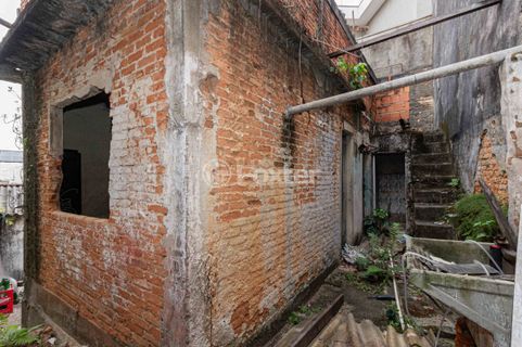 Image 44 - 915820