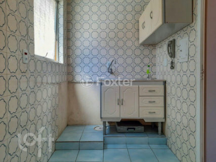 Image 9 - 915845