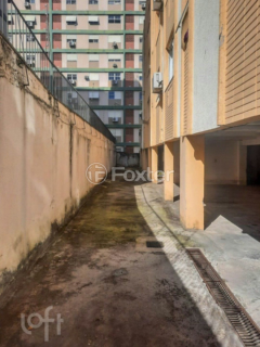 Image 18 - 915845