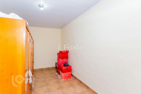 Image 7 - 915872