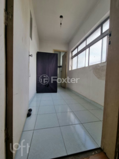 Image 4 - 915877